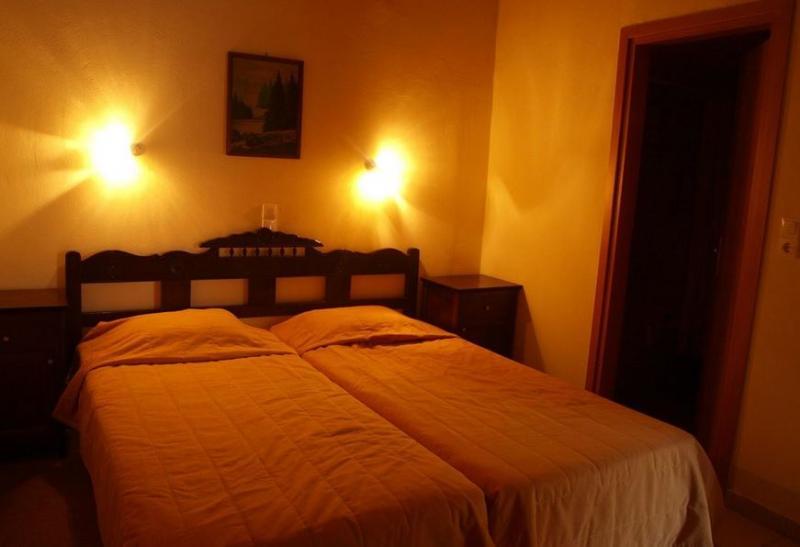 Theodhóra Aposperitis Villas מראה חיצוני תמונה